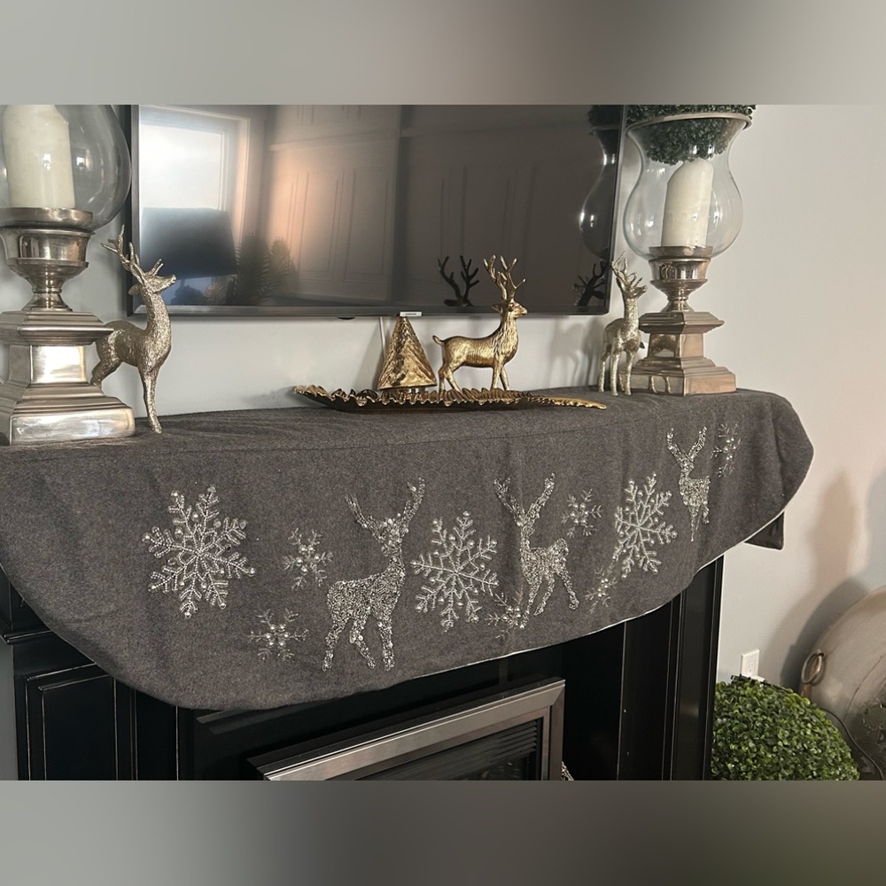Beaded Fireplace Mantel Scarf with Snowflakes and  reindeer